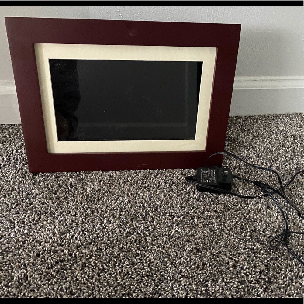 Electronic picture frame